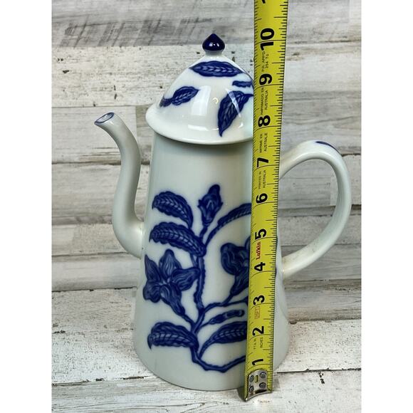 Mottahedeh Imperial Blue Porcelain Coffee Pot 10” Ming Dynasty Design - Picture 7 of 8
